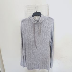 Women's XL Long Sleeve Grey Turtle Neck Sweater